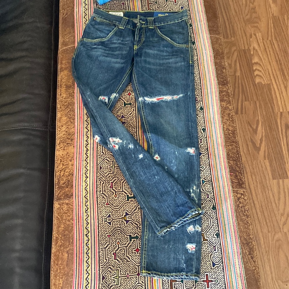 Dondup Early 2000’s. Size 26. Wash: psychedelic.